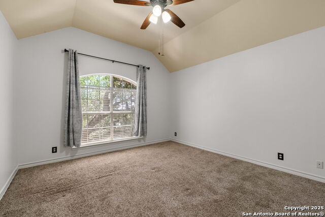 Image 27 of 42 For 2611 Caravan Circle