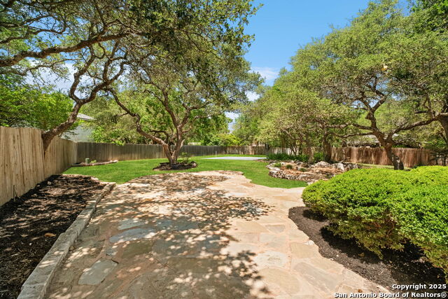 Image 4 of 42 For 2611 Caravan Circle