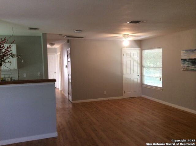 Image 11 of 22 For 5810 Timberrock