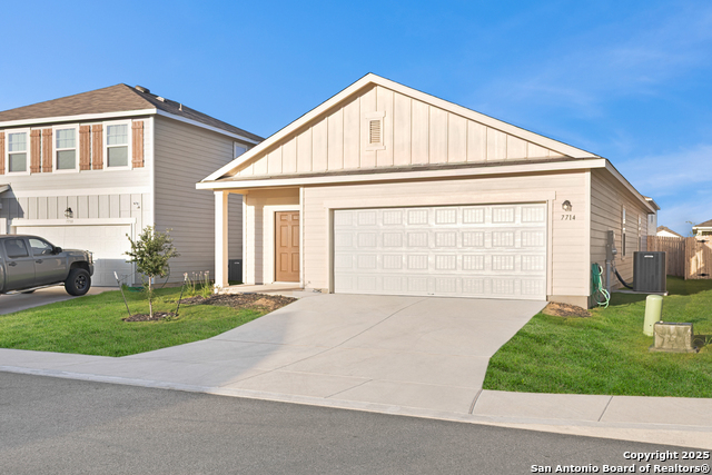 Image 3 of 22 For 7714 Fern Crossing