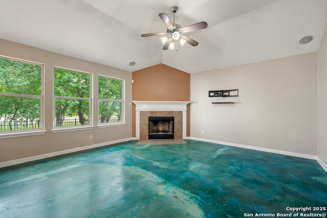 Image 13 of 27 For 11378 Woodridge Forest