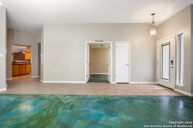 Image 23 of 27 For 11378 Woodridge Forest
