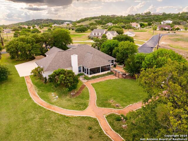 Listing photo id 27 for 100 Glen Lakes Ct W