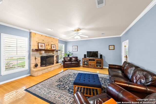 Listing photo id 2 for 100 Glen Lakes Ct W