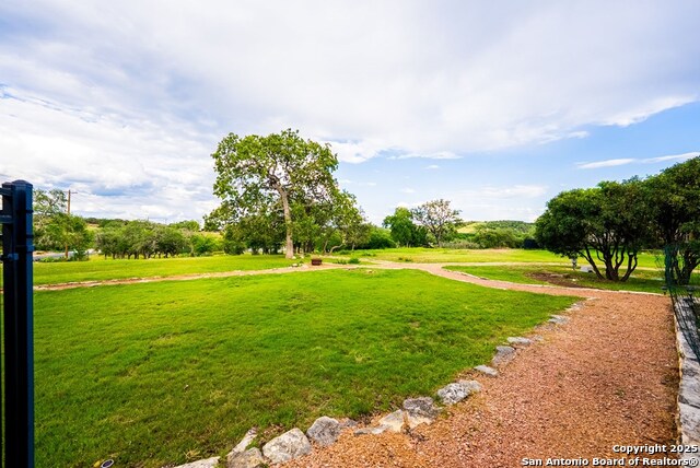 Listing photo id 40 for 100 Glen Lakes Ct W