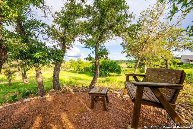 Listing photo id 44 for 100 Glen Lakes Ct W