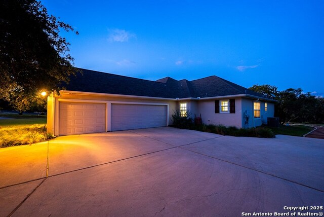 Listing photo id 54 for 100 Glen Lakes Ct W