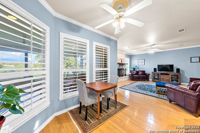 Listing photo id 6 for 100 Glen Lakes Ct W