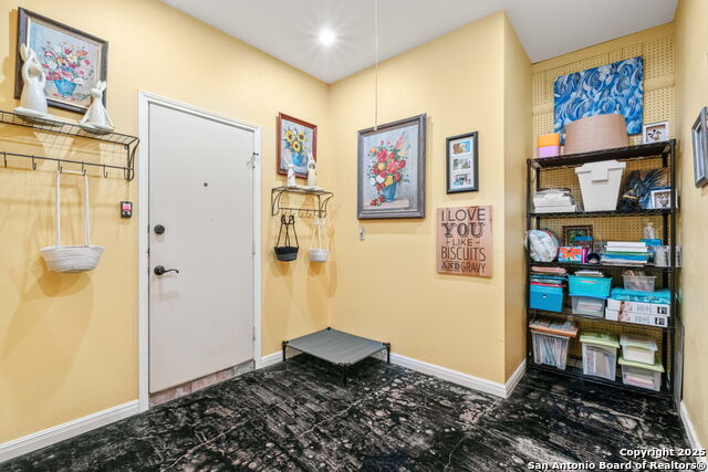 Image 21 of 40 For 74 Granburg Circle