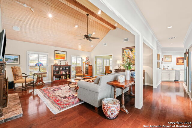 Image 24 of 40 For 74 Granburg Circle