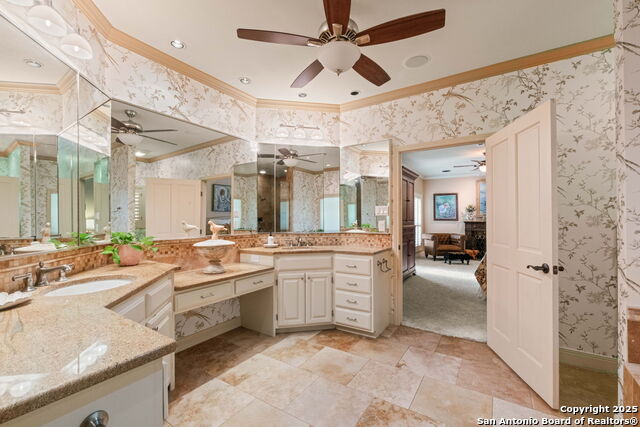 Image 32 of 40 For 74 Granburg Circle