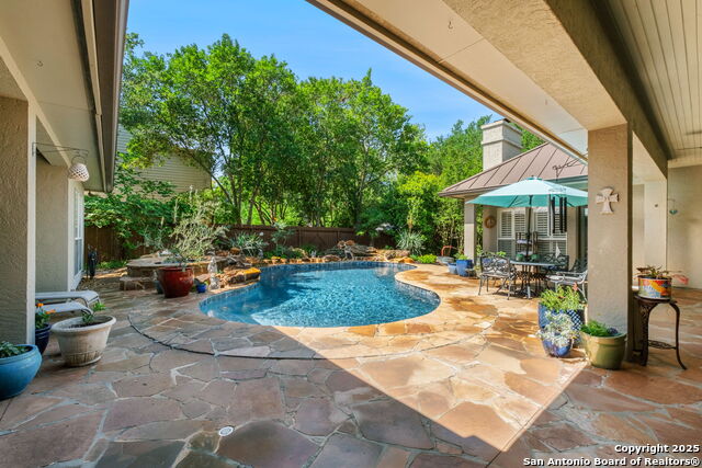Image 35 of 40 For 74 Granburg Circle