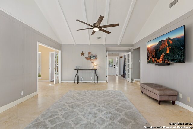 Listing photo id 18 for 13018 Country Trl