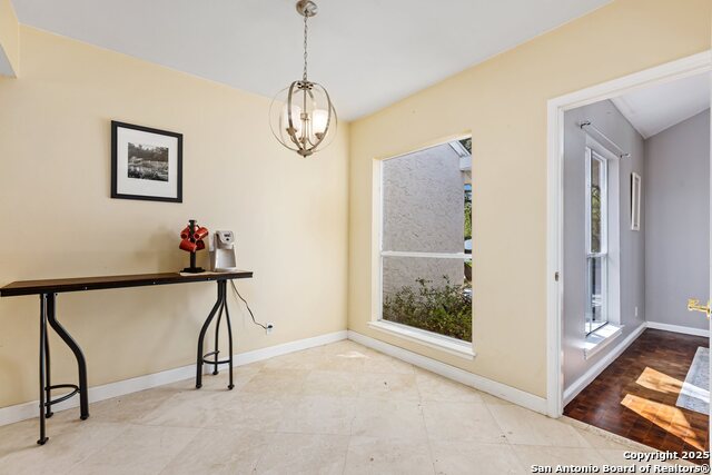 Listing photo id 20 for 13018 Country Trl