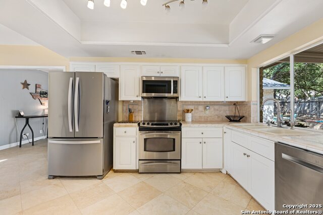 Listing photo id 22 for 13018 Country Trl