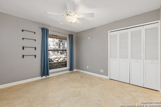 Listing photo id 33 for 13018 Country Trl