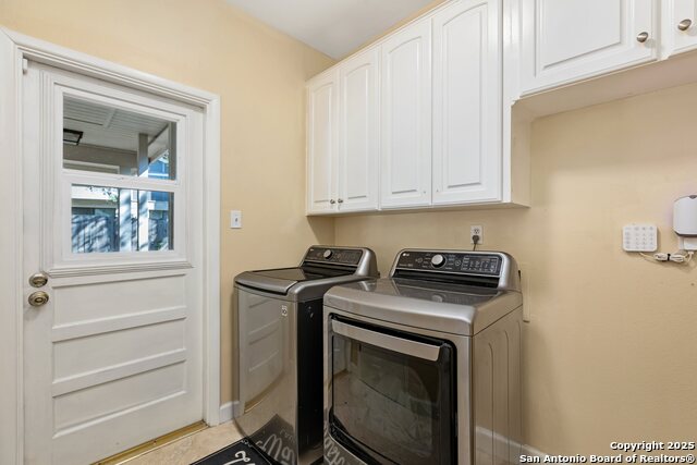 Listing photo id 41 for 13018 Country Trl
