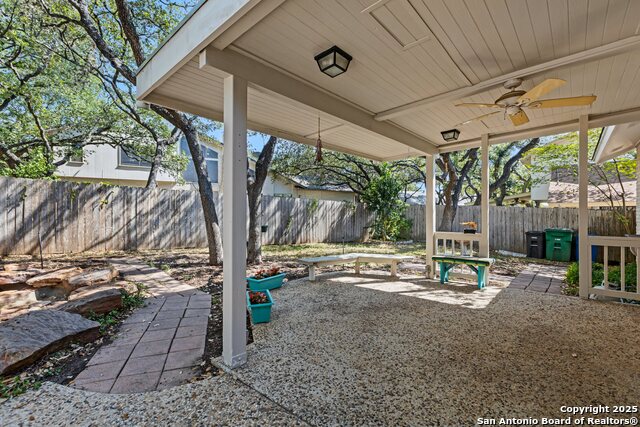 Listing photo id 51 for 13018 Country Trl