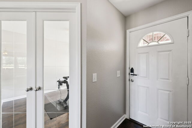 Listing photo id 0 for 9718 Falcon Bay