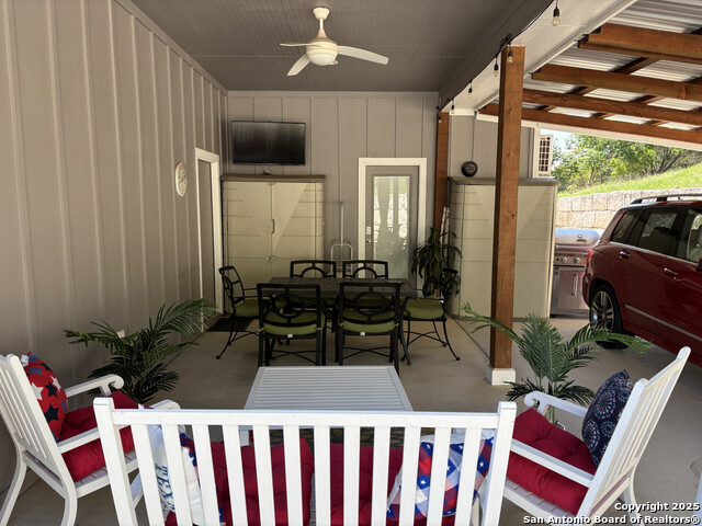 Listing photo id 2 for 507 Winged Foot