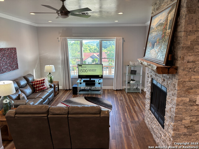 Listing photo id 3 for 507 Winged Foot