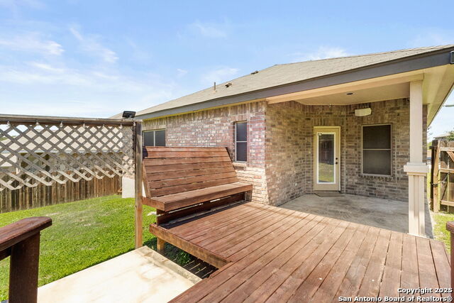 Image 19 of 33 For 13706 Trailside