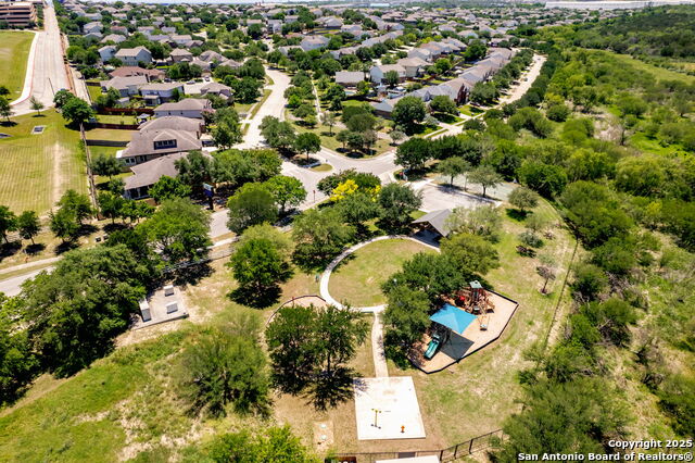 Image 26 of 33 For 13706 Trailside