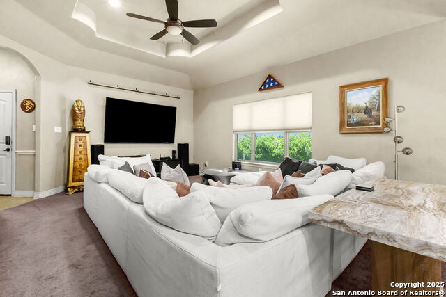 Image 4 of 33 For 13706 Trailside