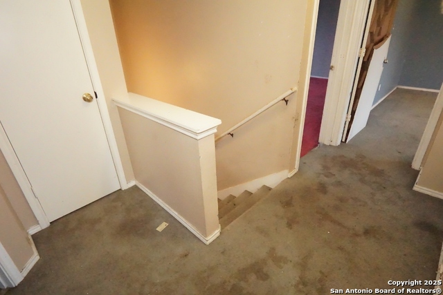 Image 18 of 43 For 2214 Juniper Hill