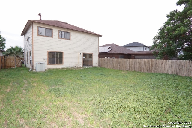 Image 34 of 43 For 2214 Juniper Hill