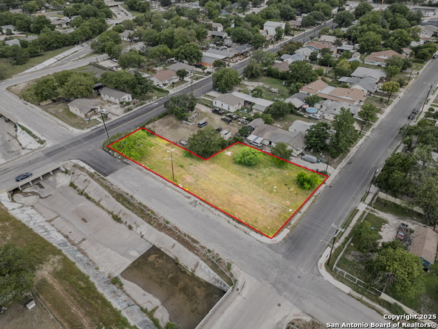 Image 9 of 10 For 607 San Eduardo