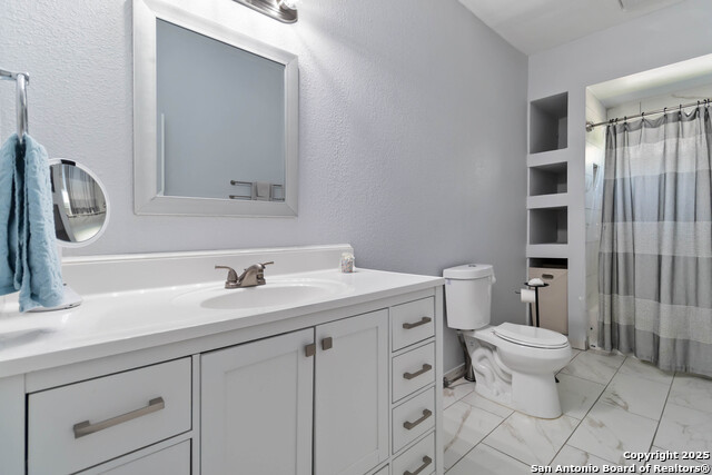 Listing photo id 25 for 944 Fulton