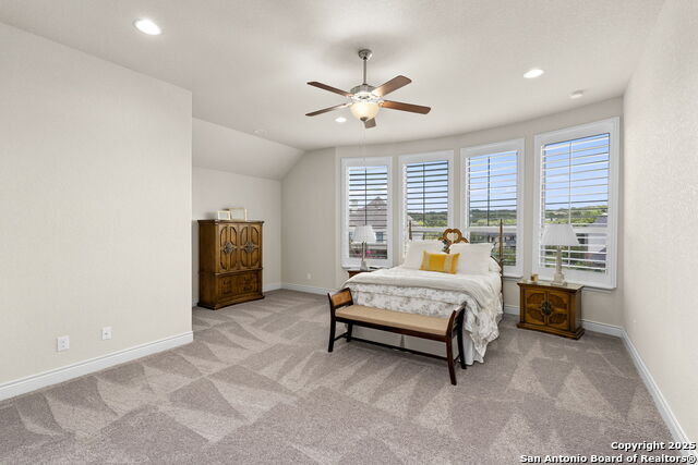 Listing photo id 11 for 28114 Versant Hills