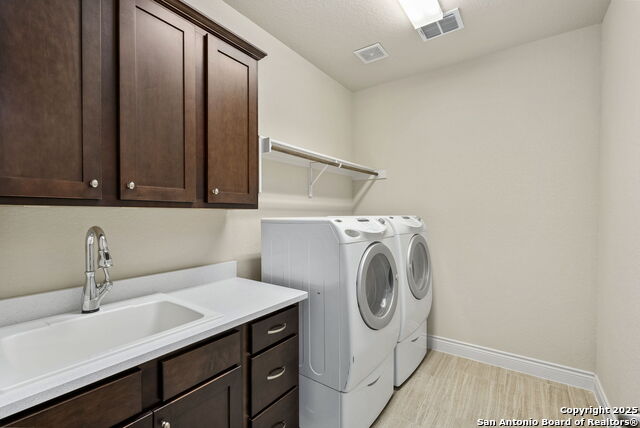 Listing photo id 23 for 28114 Versant Hills