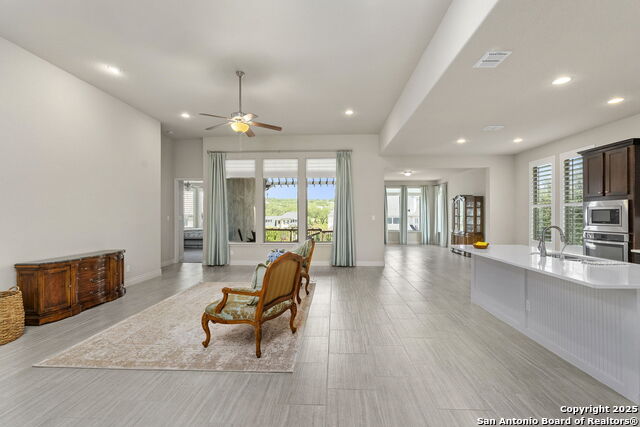 Listing photo id 1 for 28114 Versant Hills
