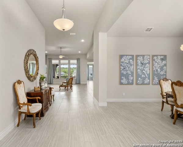 Listing photo id 7 for 28114 Versant Hills