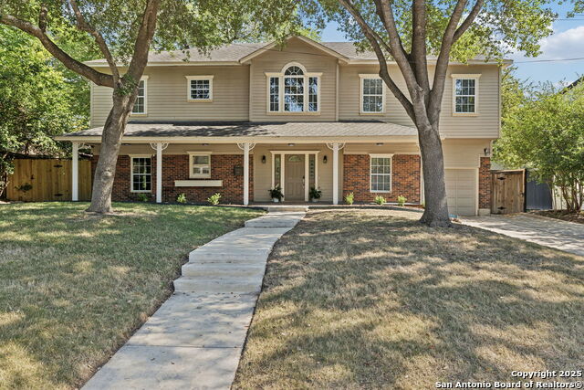 Listing photo id 0 for 616 Alamo Heights