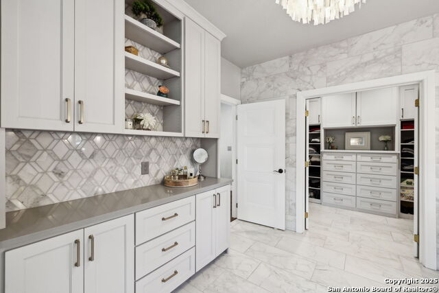 Listing photo id 20 for 616 Alamo Heights