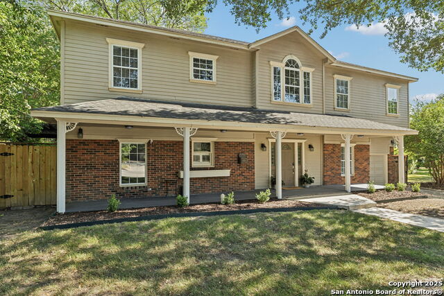 Listing photo id 1 for 616 Alamo Heights