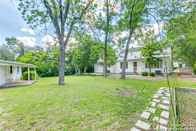 Listing photo id 29 for 123 Mandalay W