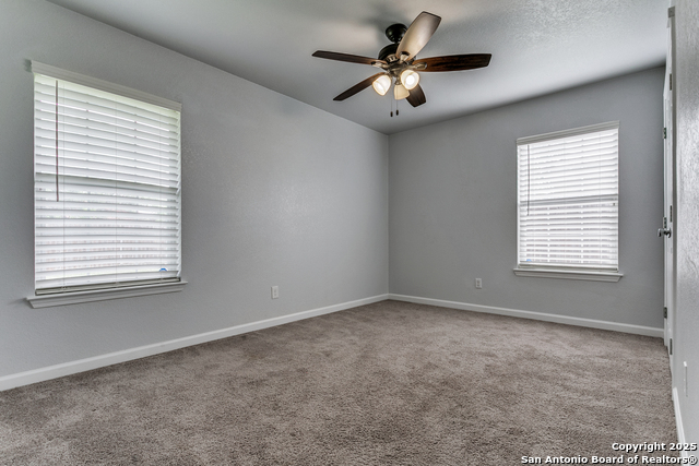 Image 21 of 25 For 4439 Tropical Dr.
