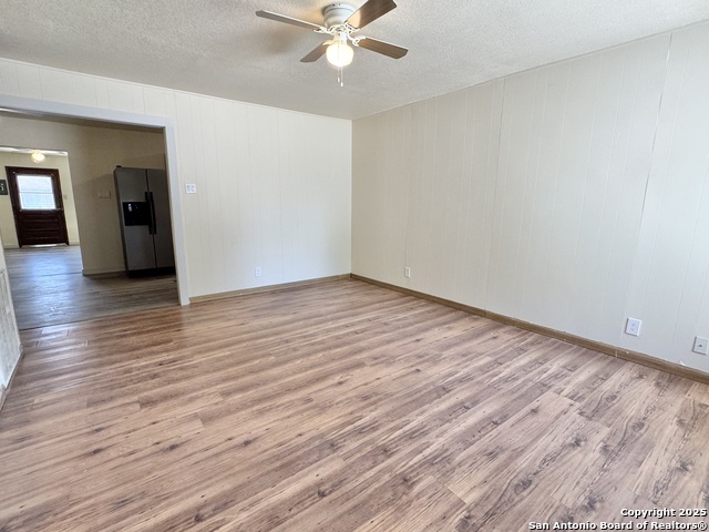 Listing photo id 13 for 309 Mill Street W
