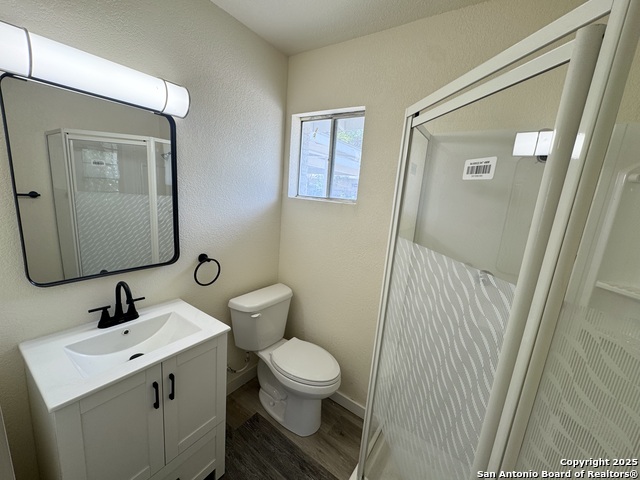 Listing photo id 21 for 309 Mill Street W