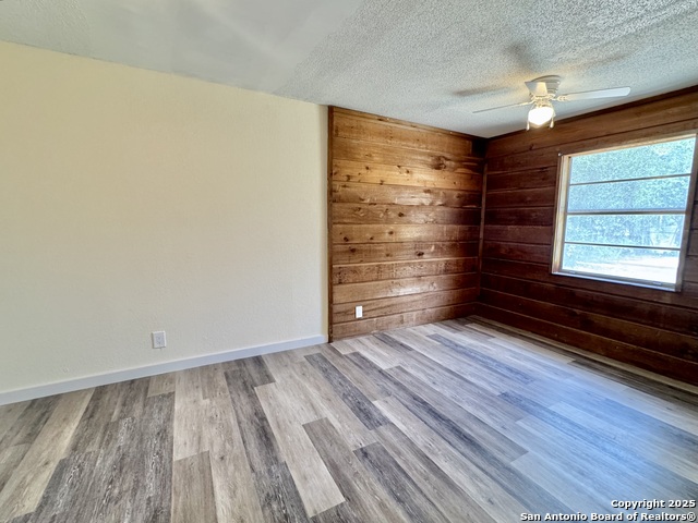 Listing photo id 24 for 309 Mill Street W