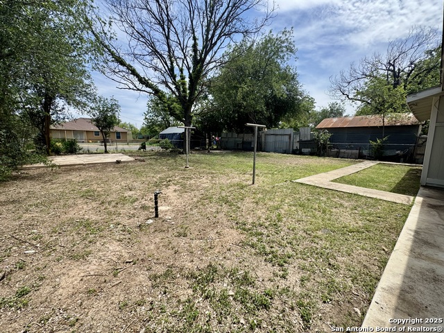 Listing photo id 25 for 309 Mill Street W