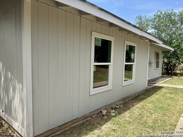 Listing photo id 28 for 309 Mill Street W