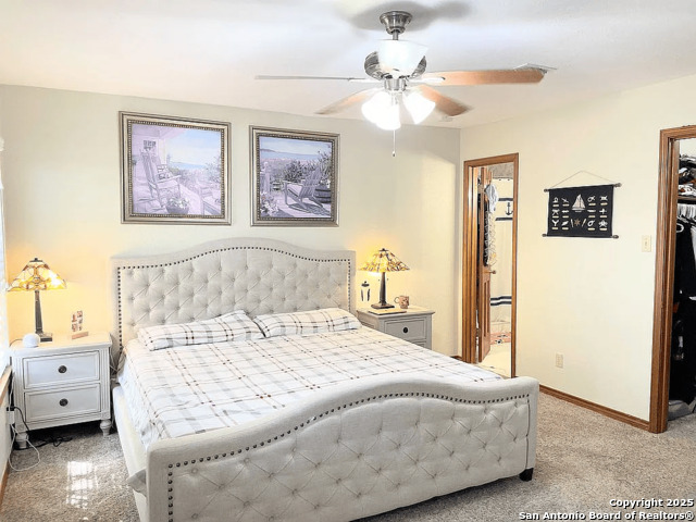 Listing photo id 9 for 6718 Congressional Blvd