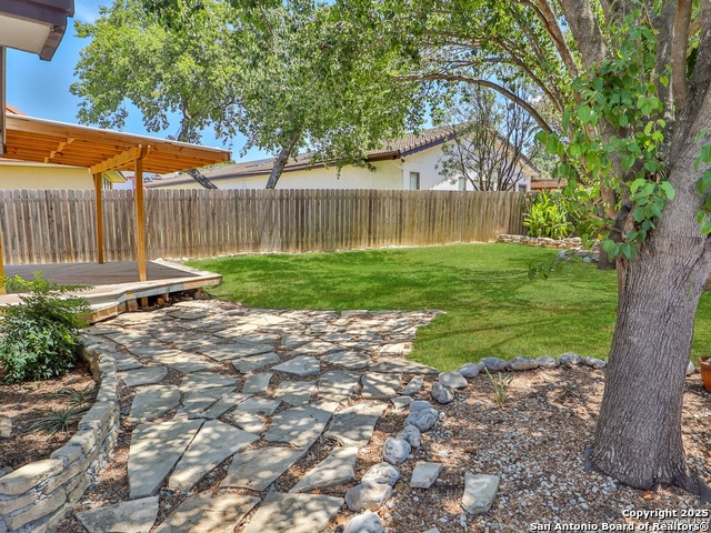 Listing photo id 18 for 6718 Congressional Blvd