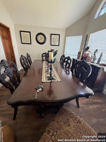 Listing photo id 1 for 6718 Congressional Blvd