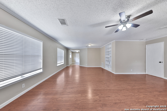 Image 10 of 36 For 807 Ellison Dr S